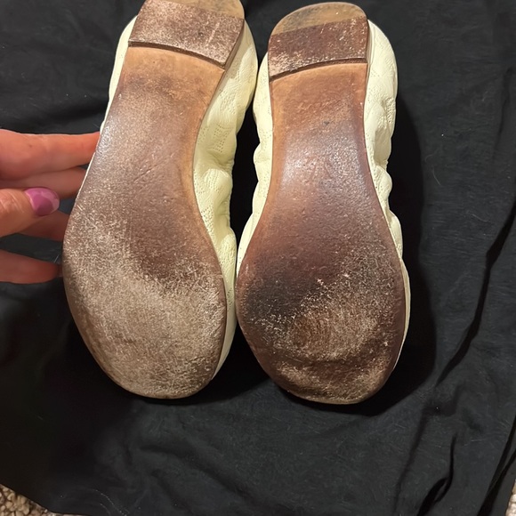 Louis Vuitton Ballet Flats - Picture 5 of 6